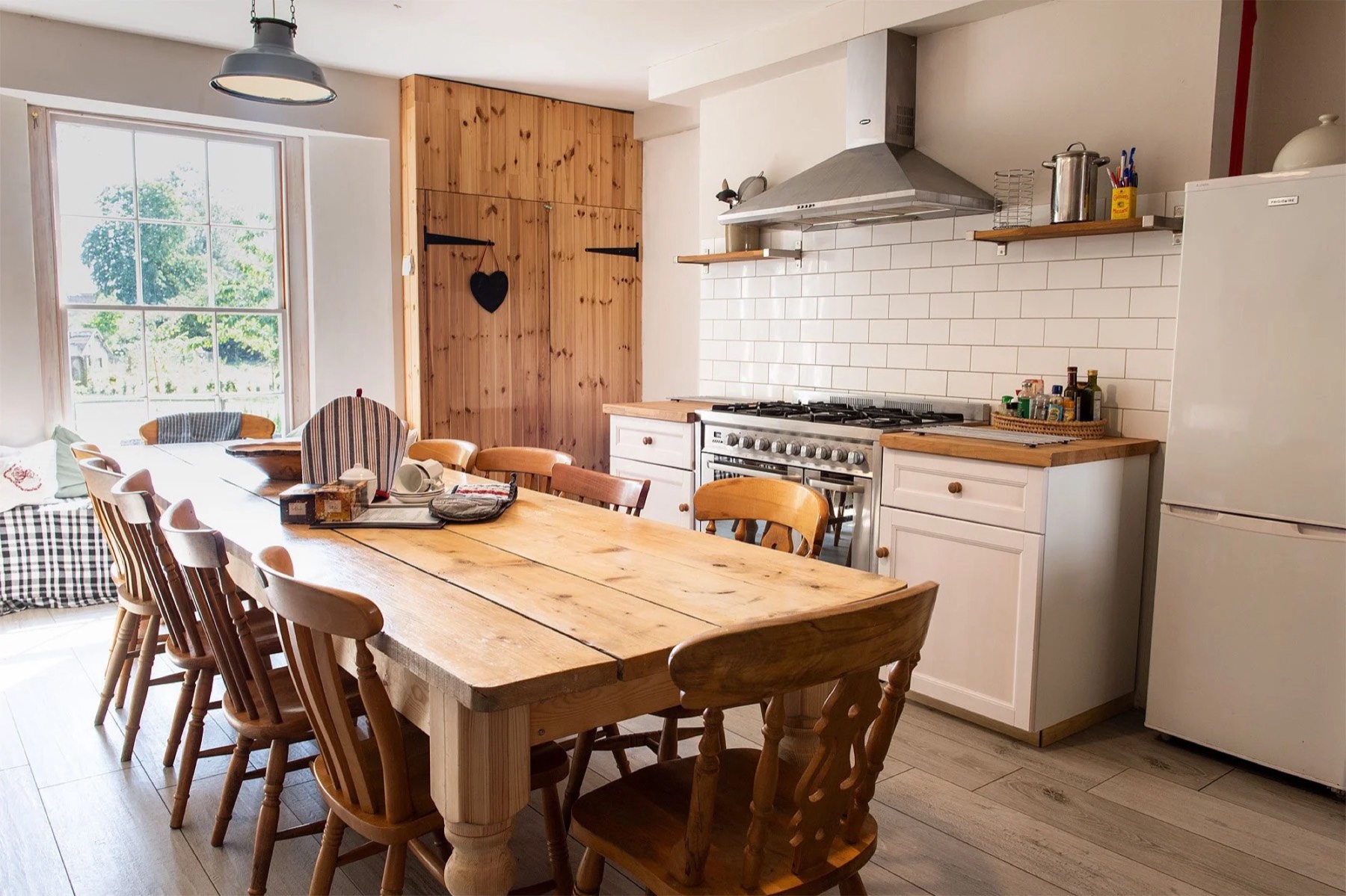 Large kitchen